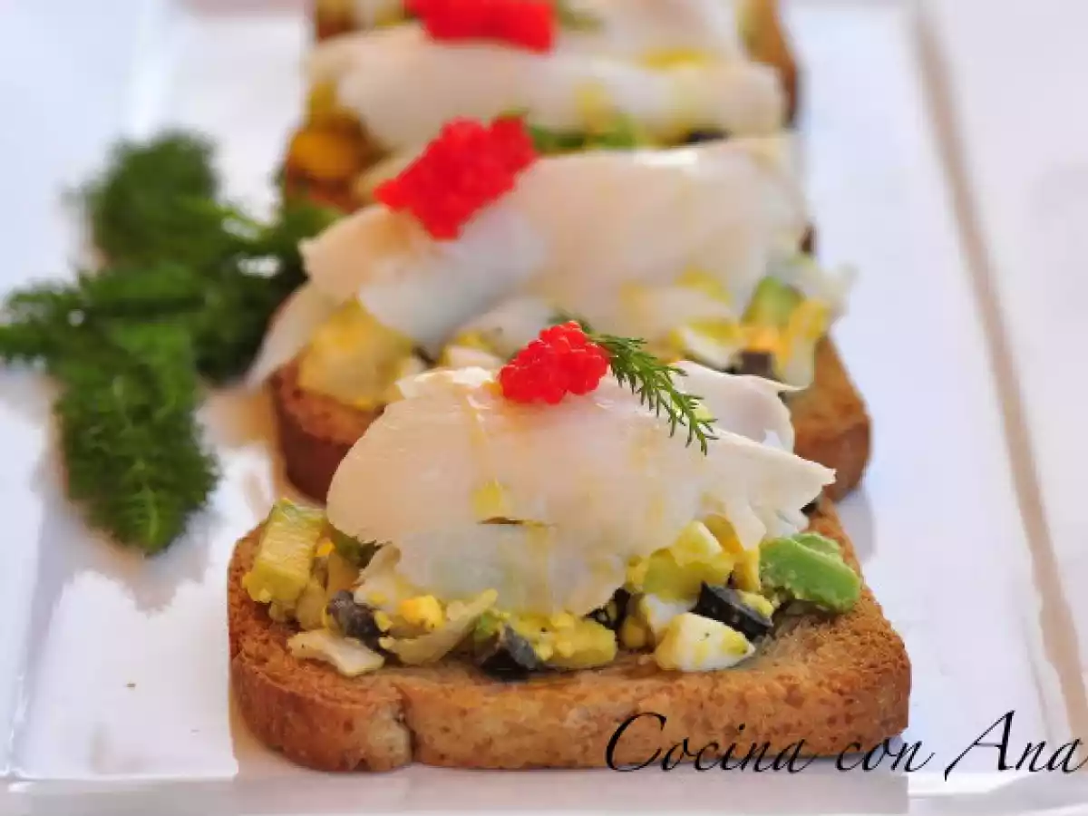 Canapes de bacalao ahumado