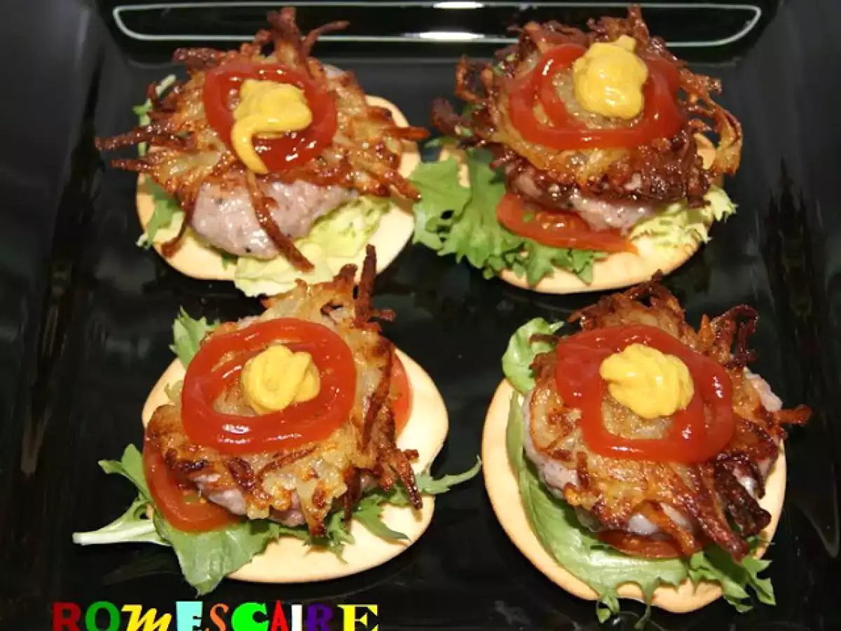 Canapés de boquerones con guacamole y mini hamburguesas con patatas - foto 6