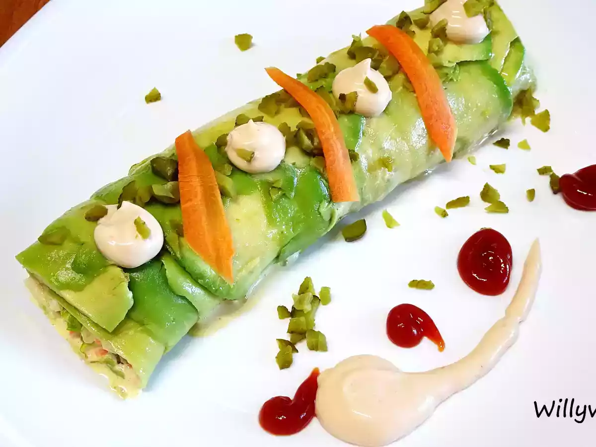 Canelón de aguacate relleno de ensaladilla - foto 2