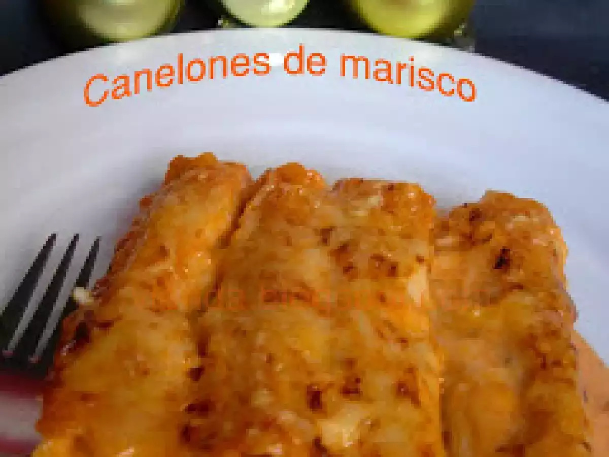 Canelones de marisco con crema de mouselina
