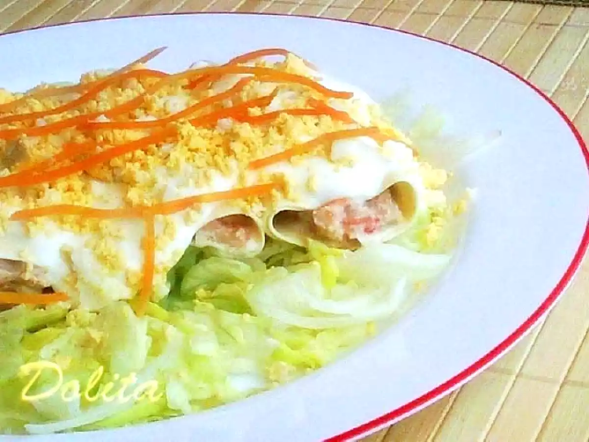 Canelones fríos de atún y mayonesa