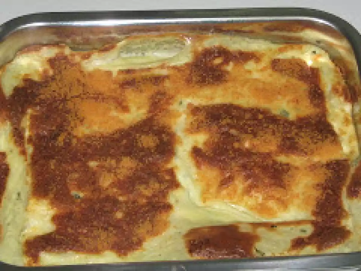 CANELONES RELLENOS DE SALMÓN