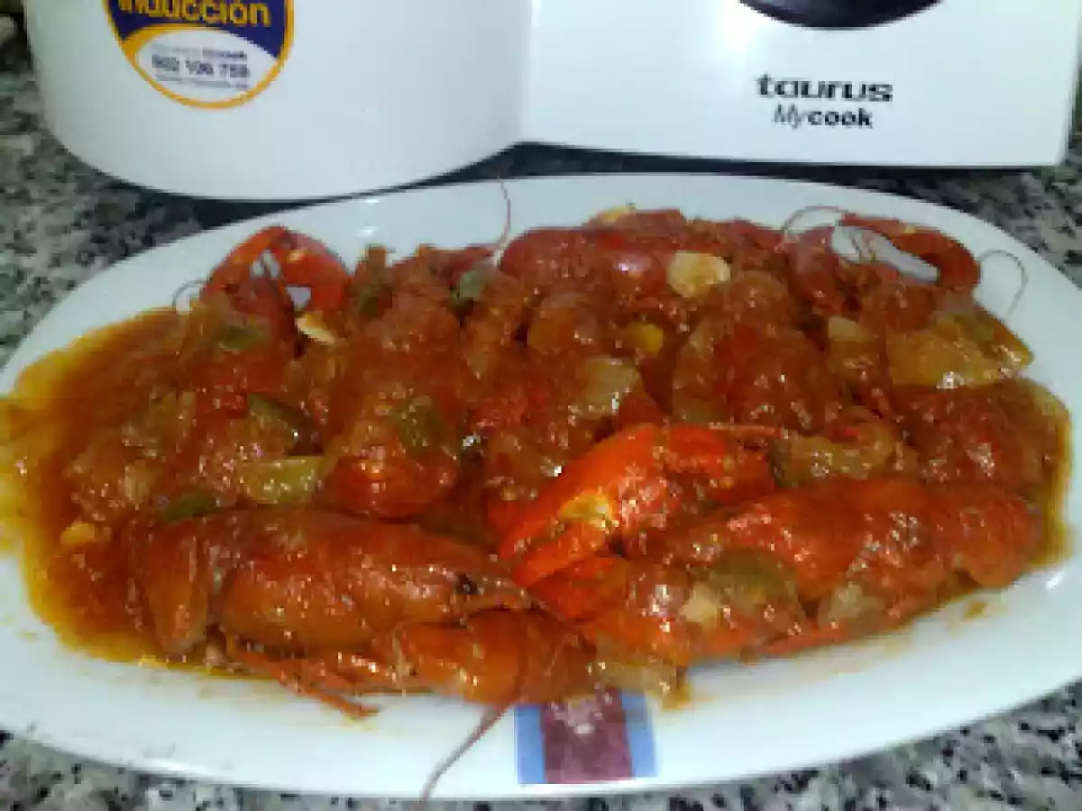 Cangrejos de rio con tomate