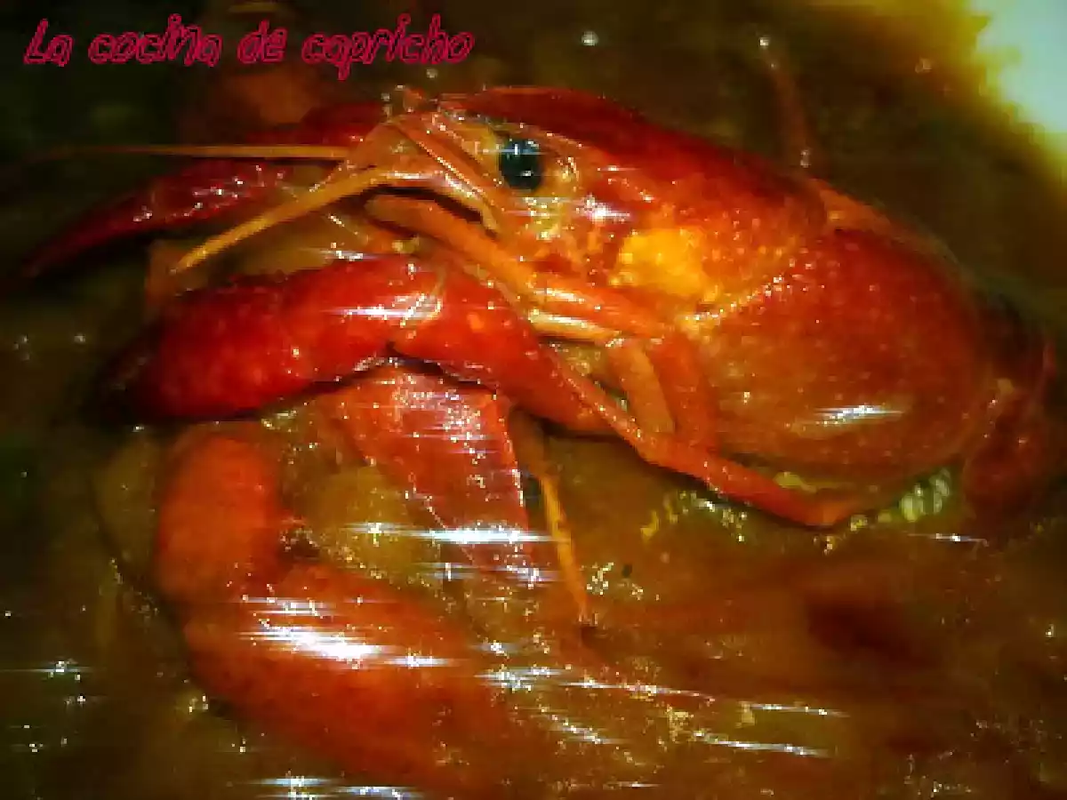 Cangrejos de rio con tomate