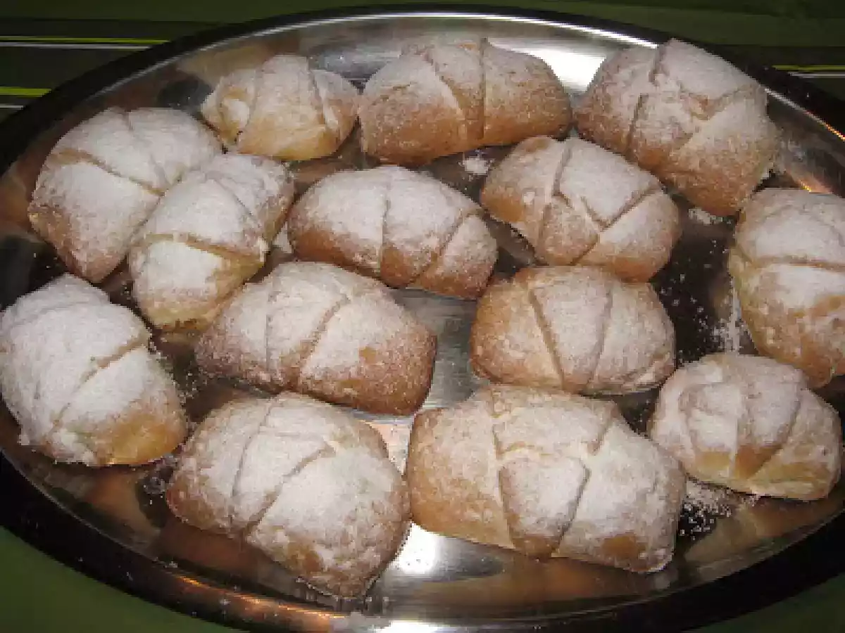 Canolis de membrillo
