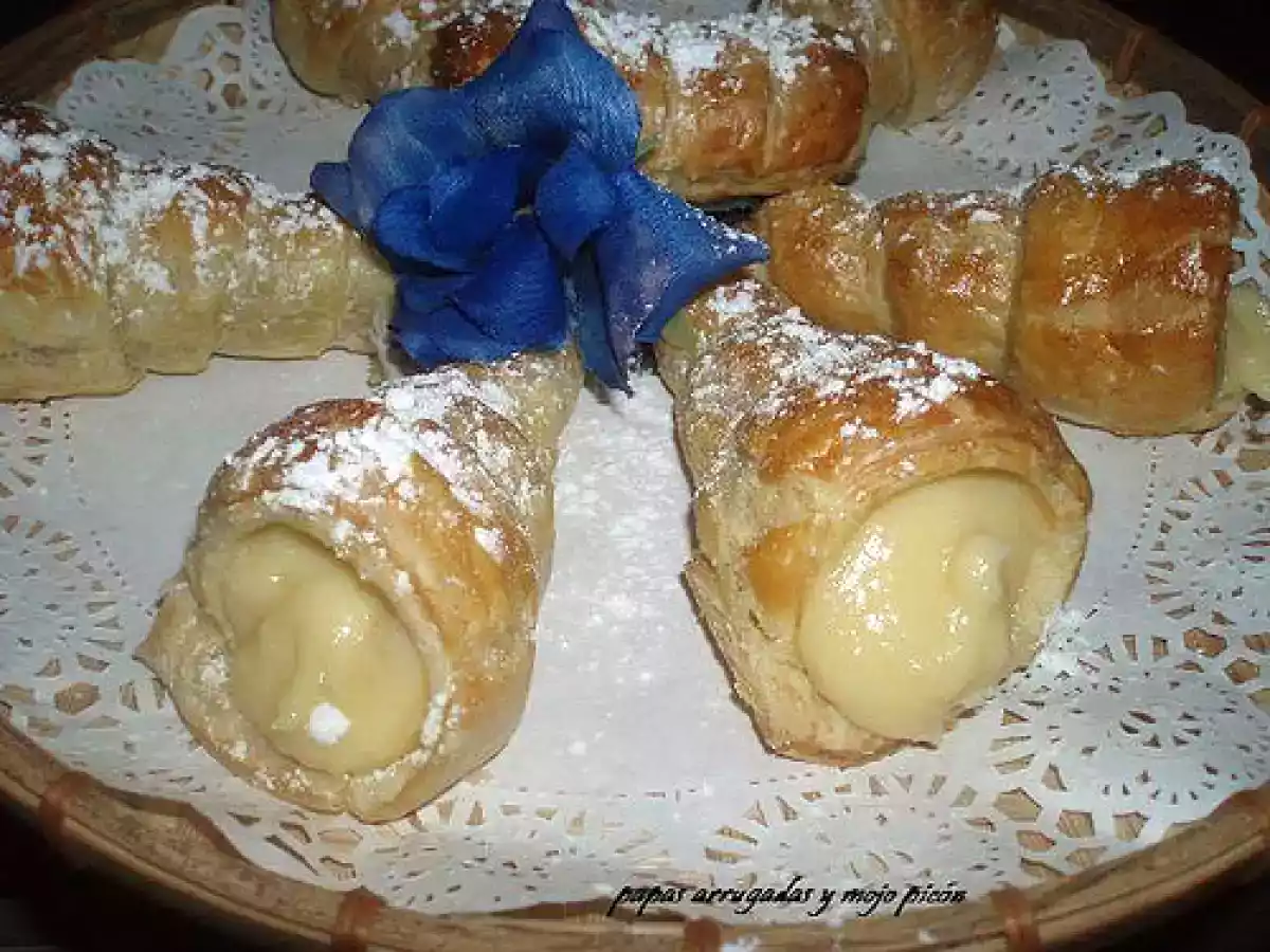 CANUTILLOS CON CREMA DE MELÓN - foto 3