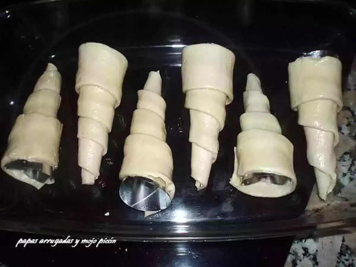 CANUTILLOS CON CREMA DE MELÓN - foto 4