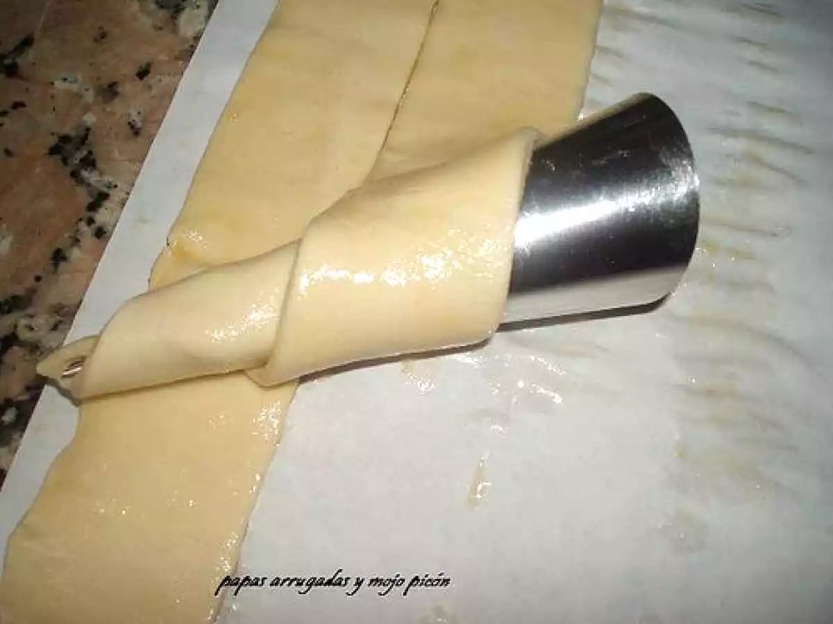 CANUTILLOS CON CREMA DE MELÓN - foto 5