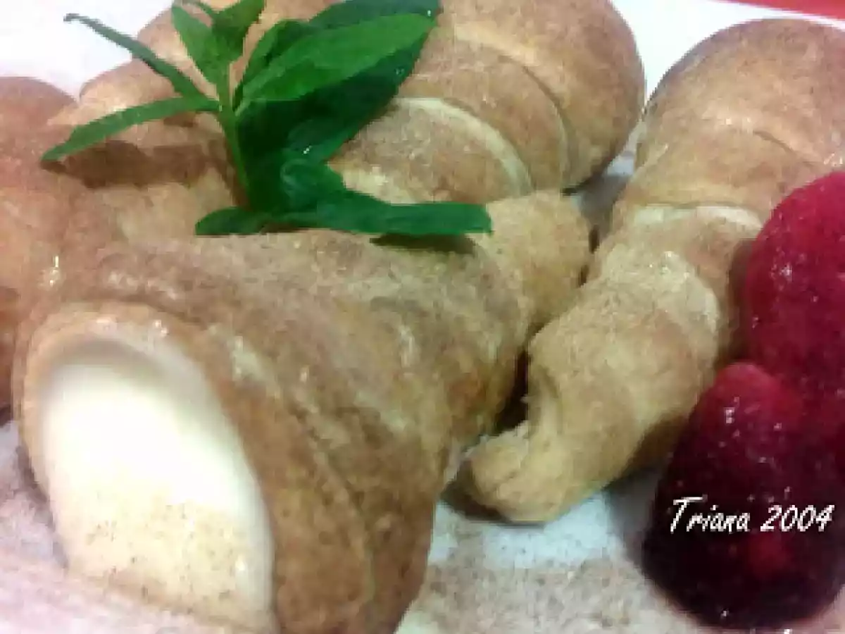 Canutillos rellenos con crema de arroz con leche - foto 2