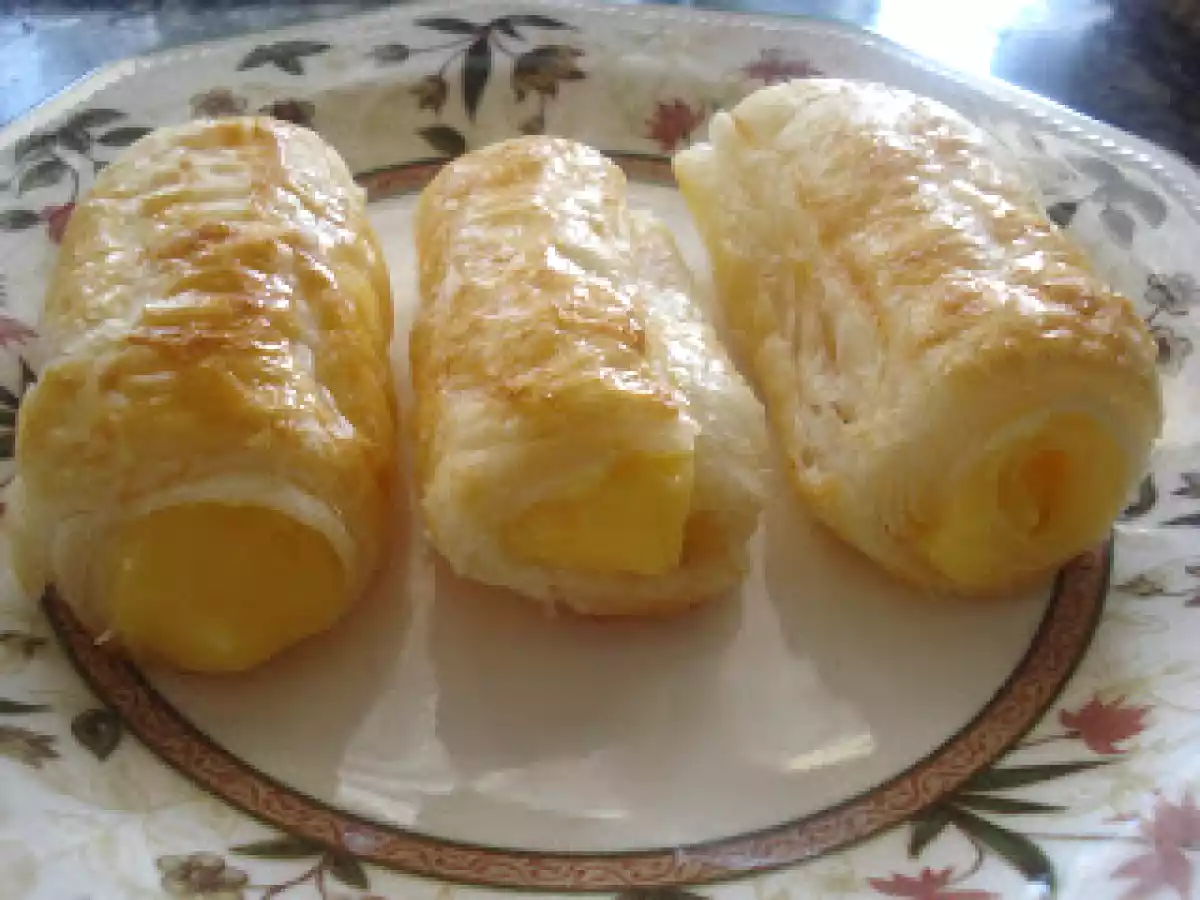 CANUTILLOS RELLENOS DE CREMA - foto 2