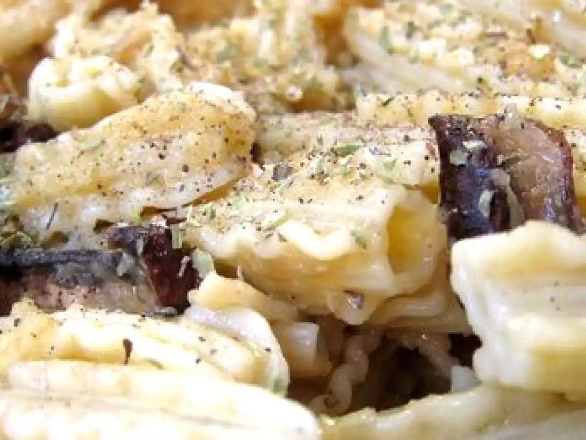 Capricci con champiñones portobello y salsa de puerros