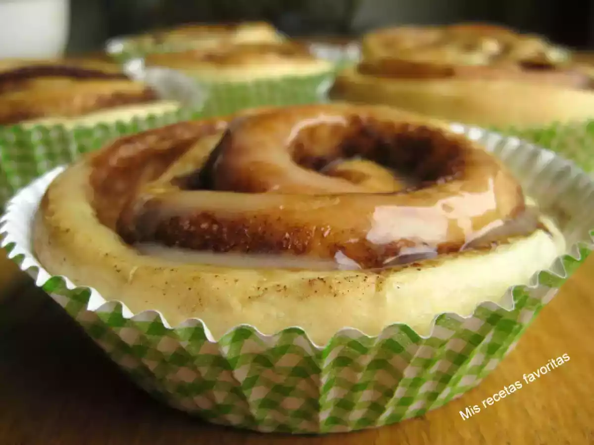 Caracolas de canela (cinnamon rolls) y premio!