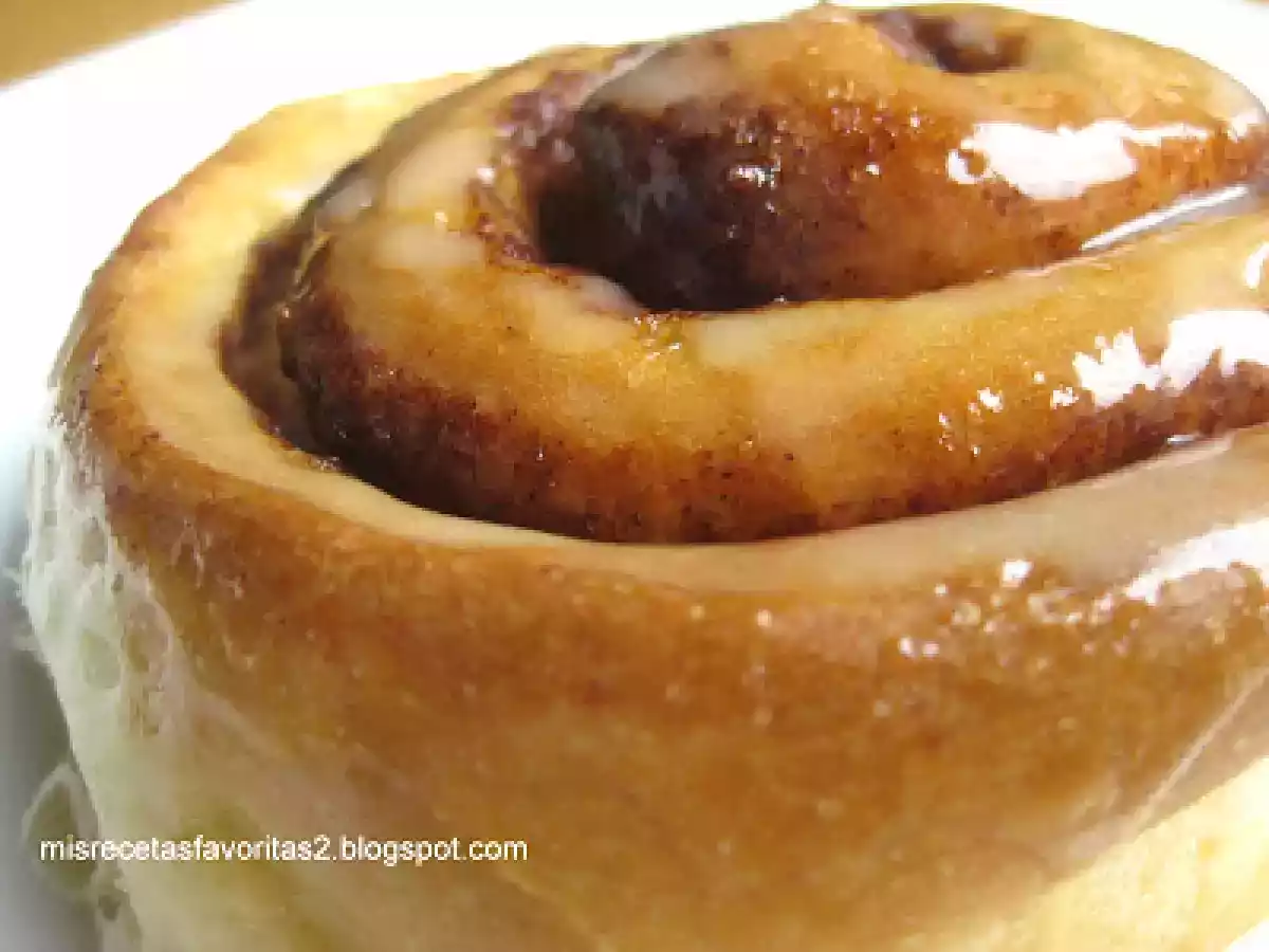 Caracolas de canela (cinnamon rolls) y premio! - foto 4