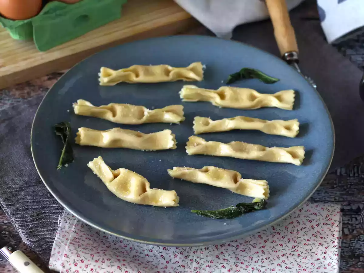 Caramelle, raviolis con forma de caramelo, rellenos de calabaza y ricotta - foto 3