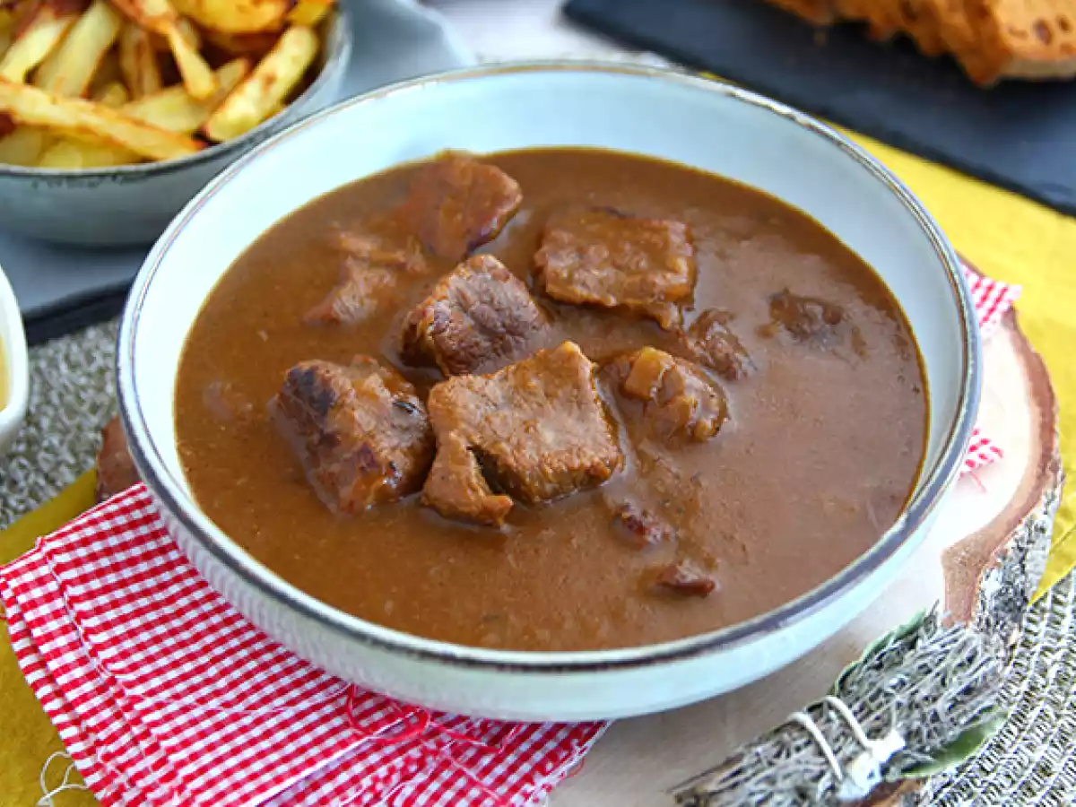 Carbonnade Flamande (carne en salsa de cerveza)