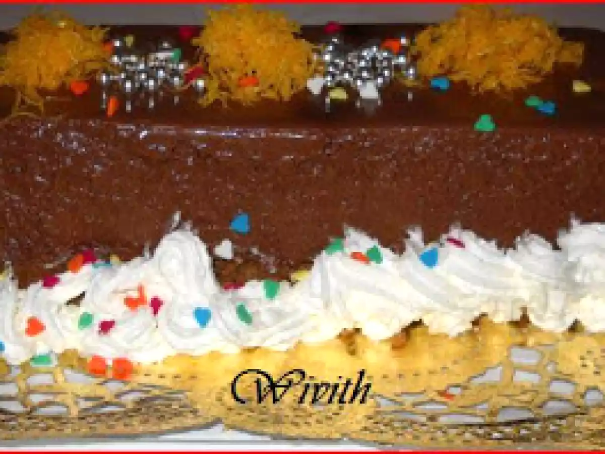 Cardo con bechamel y frutos secos y Pastel- flan de chocolate. - foto 2