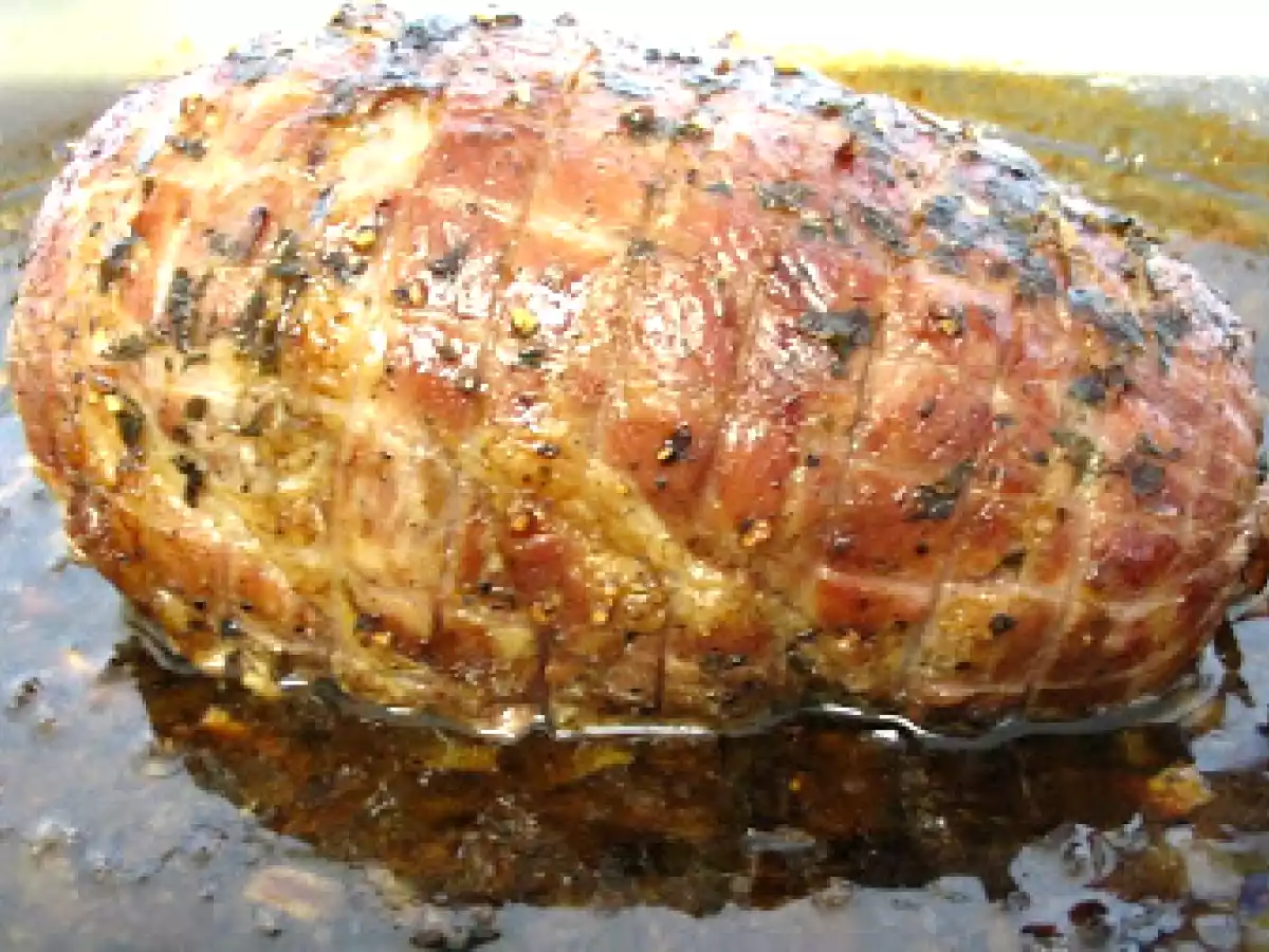 Carne de cerdo rellena y en salsa - foto 2