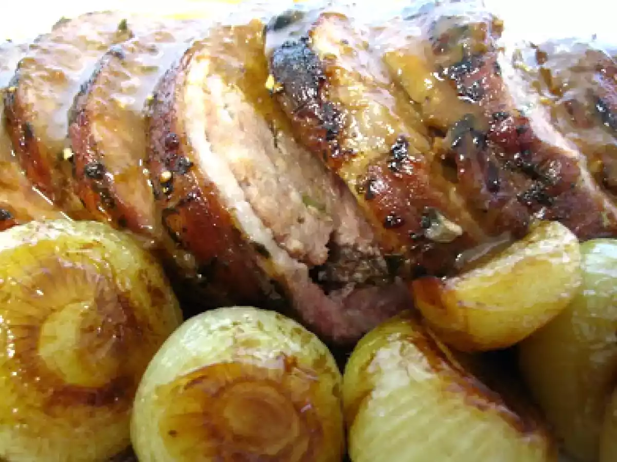 Carne de cerdo rellena y en salsa - foto 3