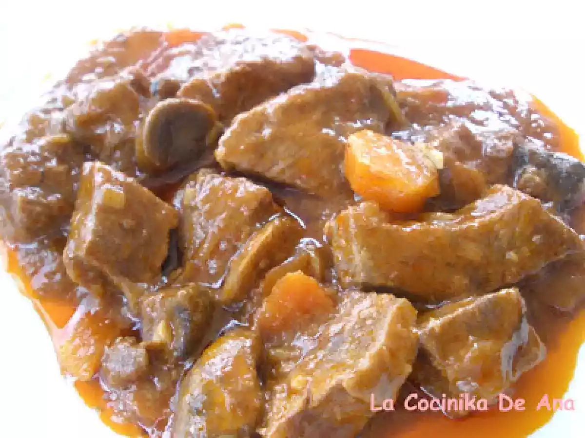 Carne en salsa de tomate - foto 2