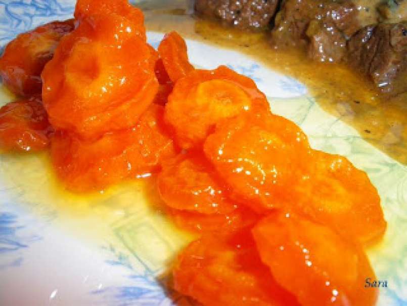 Carne guisada con trufas y zanahoria glaseada - foto 2