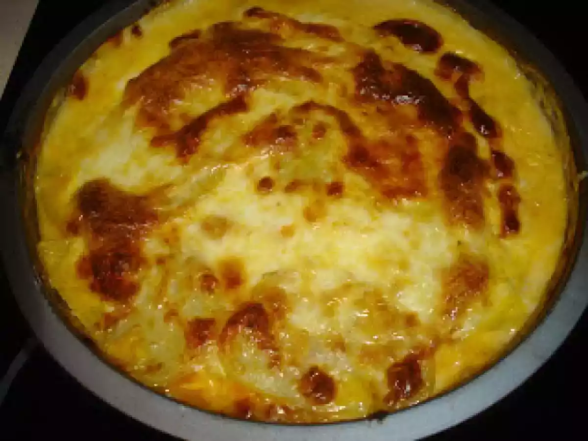 Carne picada al horno con patatas