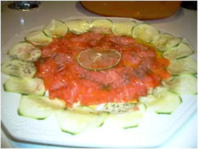 Carpaccio de salmón y calabacín