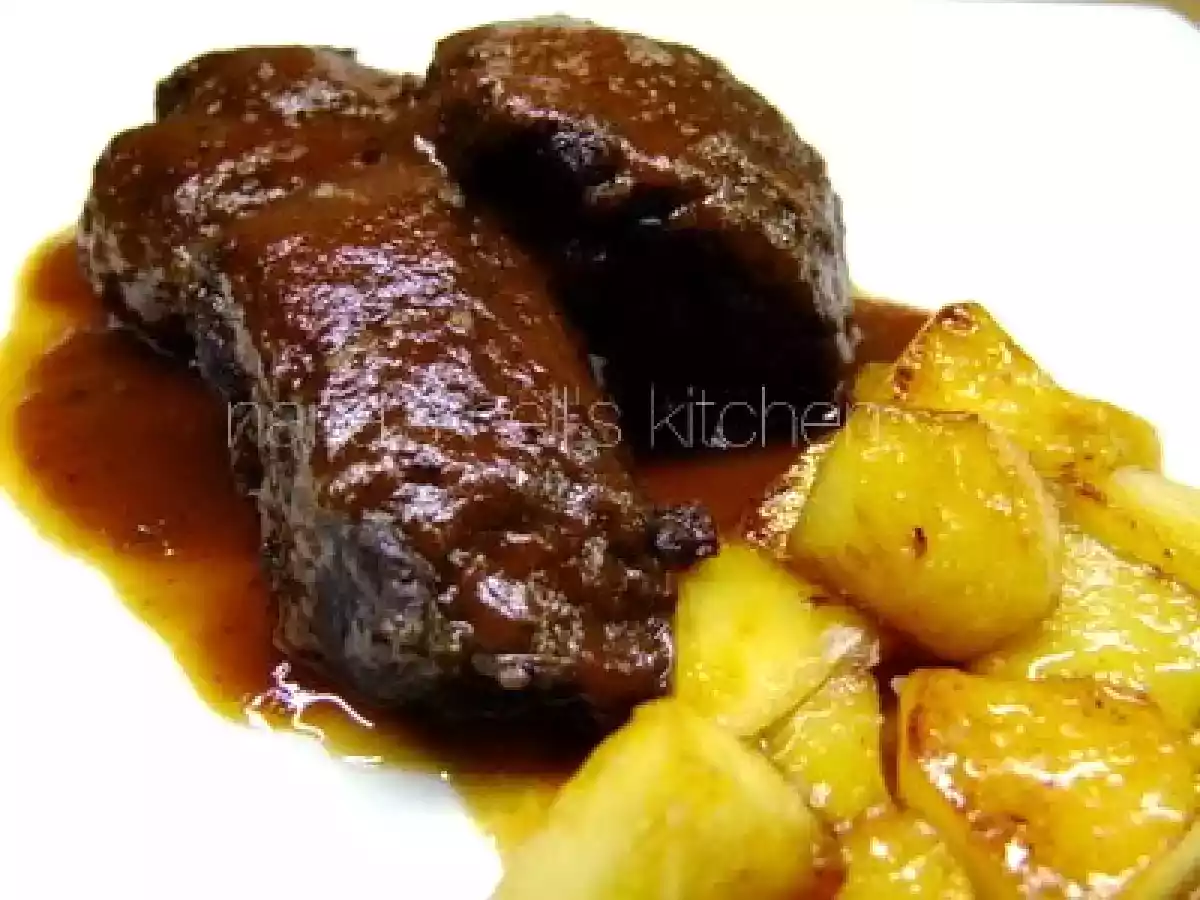 Carrillera de cerdo ibérico con manzana caramelizada - foto 2