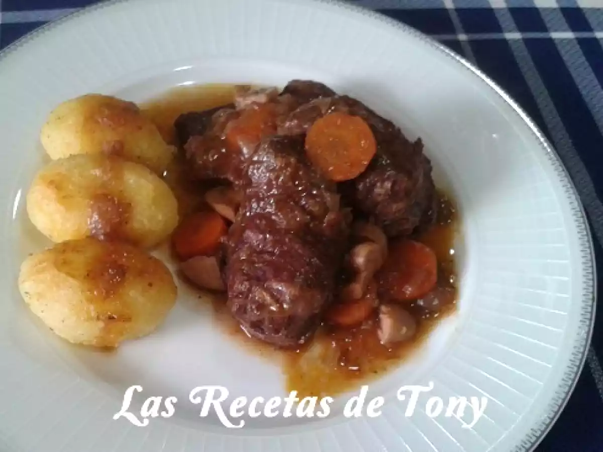 Carrilleras de cerdo a la jardinera