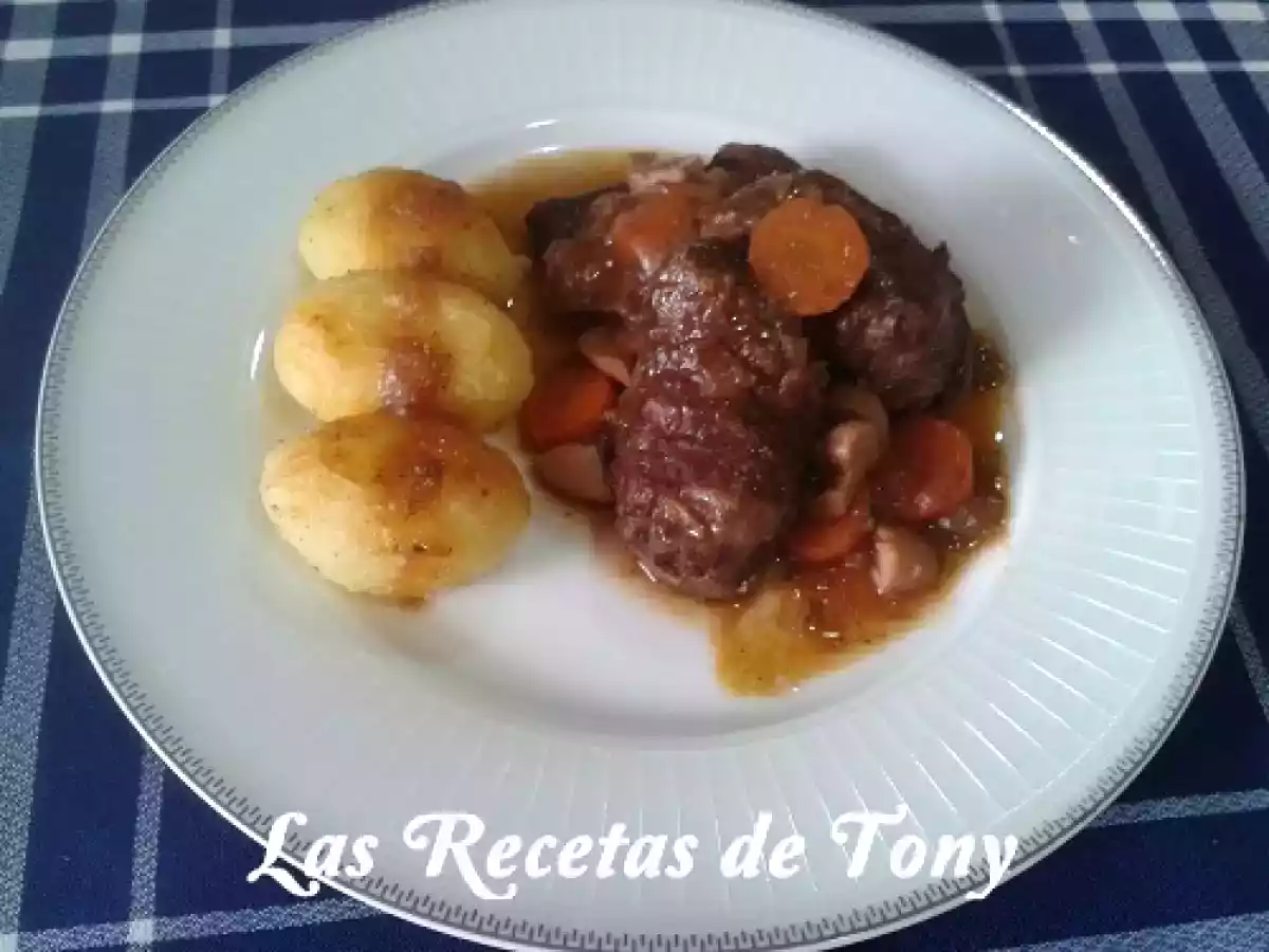 Carrilleras de cerdo a la jardinera - foto 2