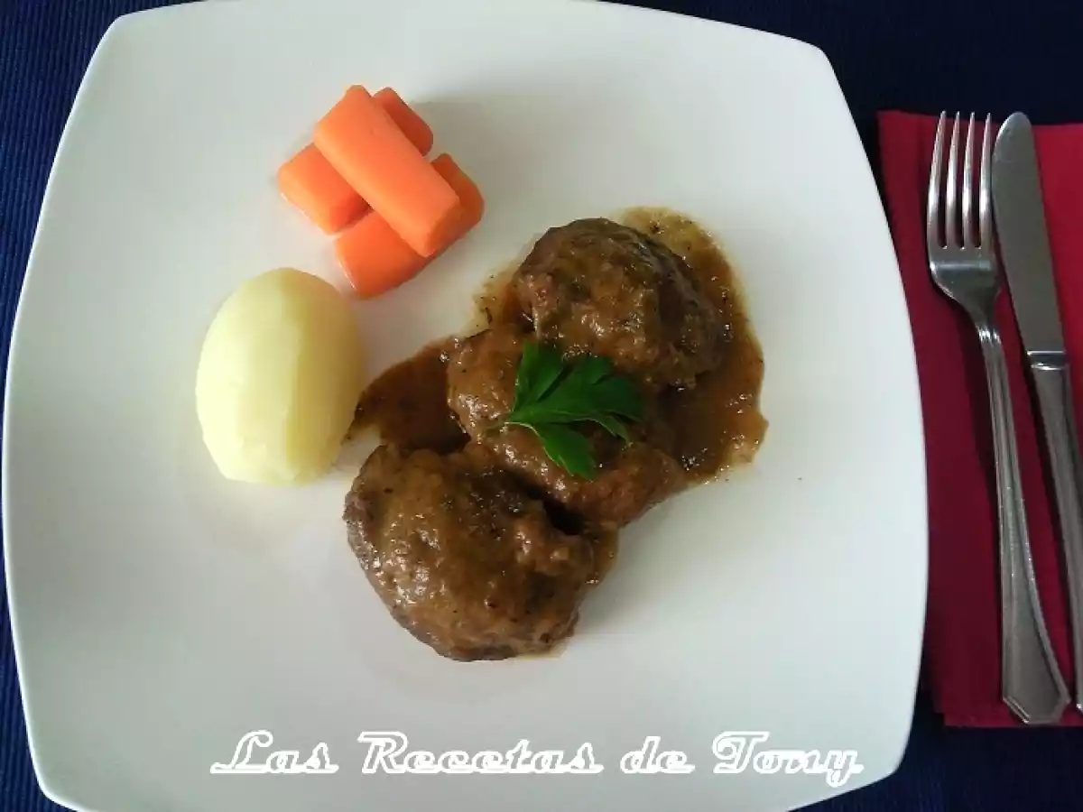 Carrilleras de cerdo al Pedro Ximenez - foto 6