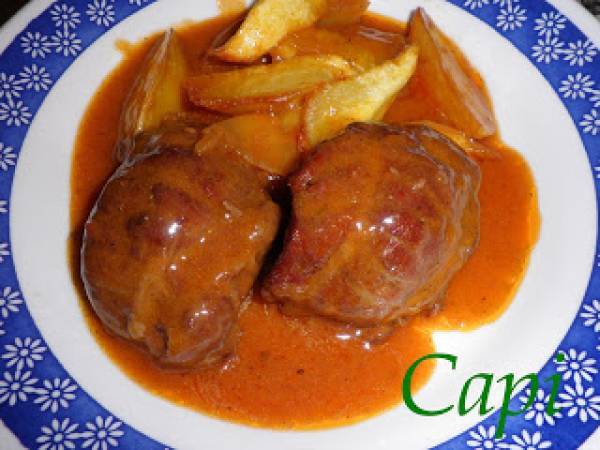 CARRILLERAS DE CERDO EN SALSA.