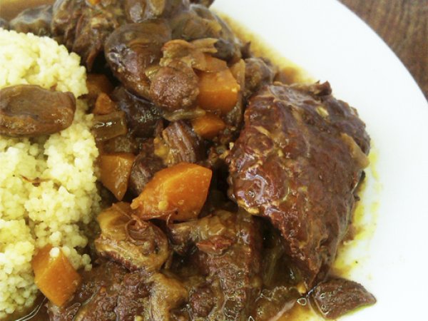 Carrilleras de cerdo especiadas al vino