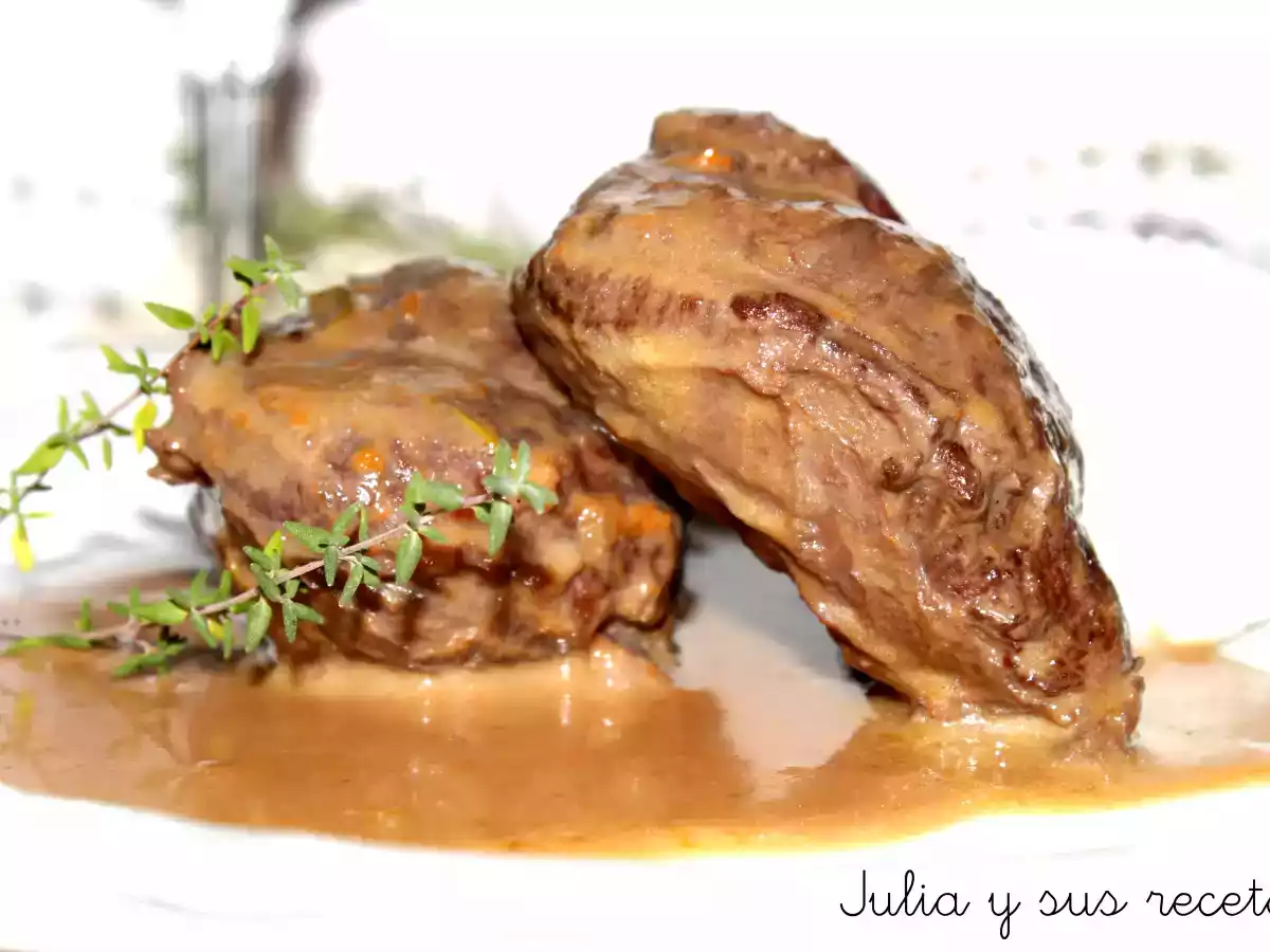 Carrilleras de cerdo ibérico al vino tinto