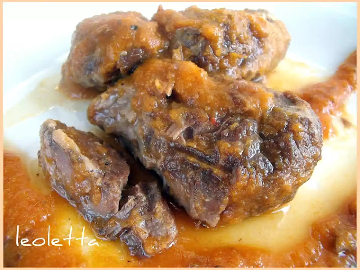 CARRILLERAS DE IBERICO EN OLLA RAPIDA