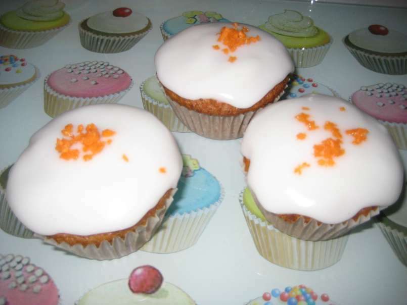 Carrot Cupcakes (Magdalenas de Zanahoria)
