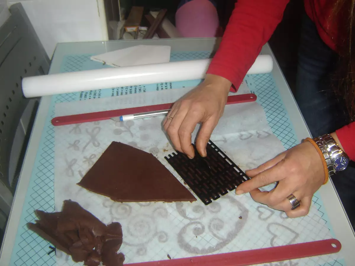 Casita de galleta decorada para Navidad - foto 3