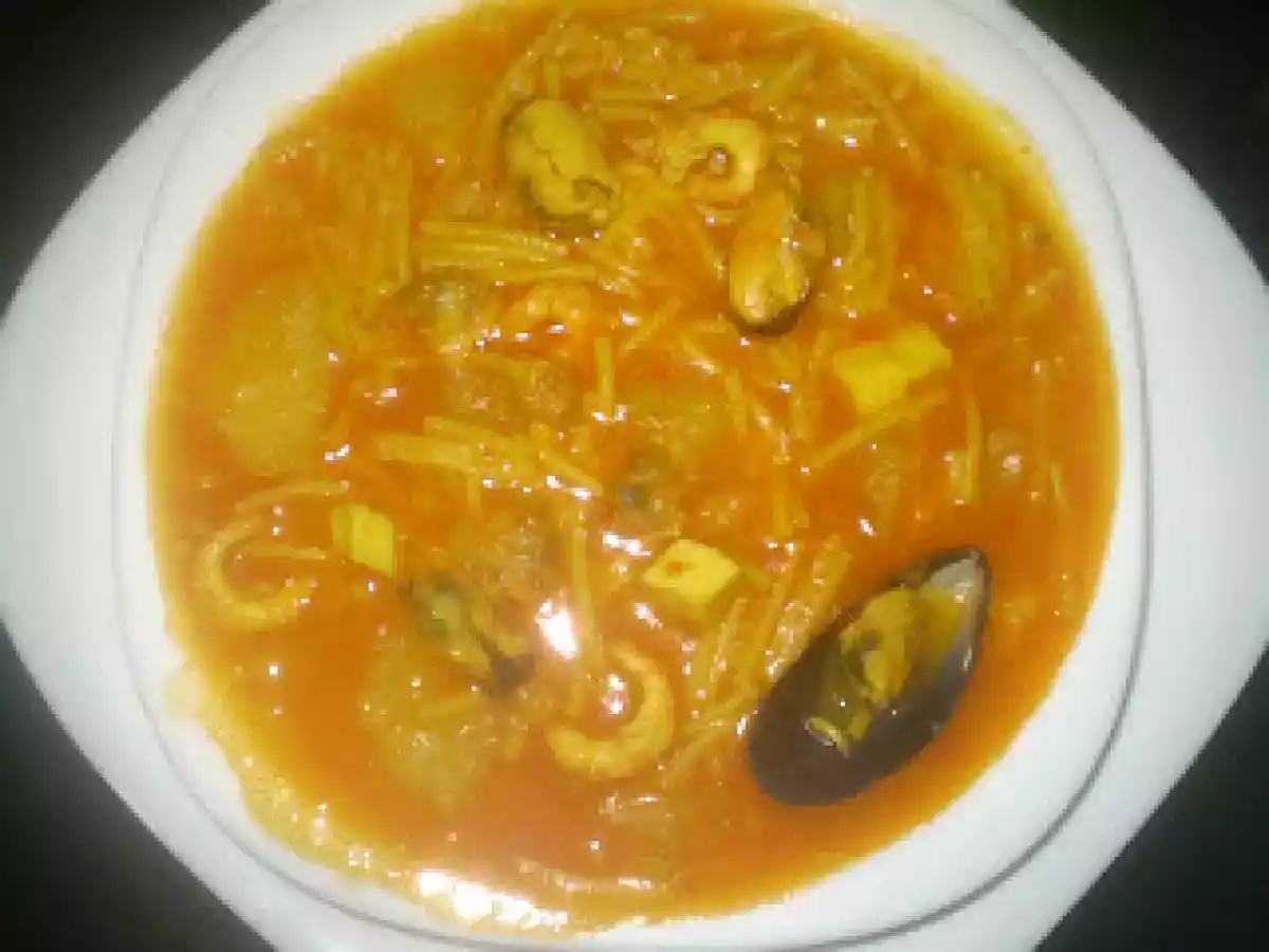 CAZUELA DE FIDEOS