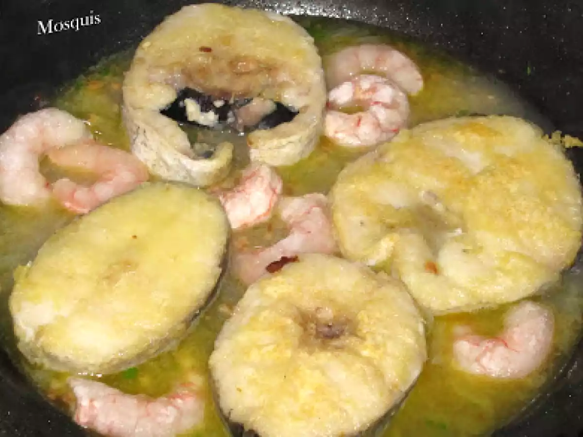 Cazuela de merluza y gambas al albariño - foto 3