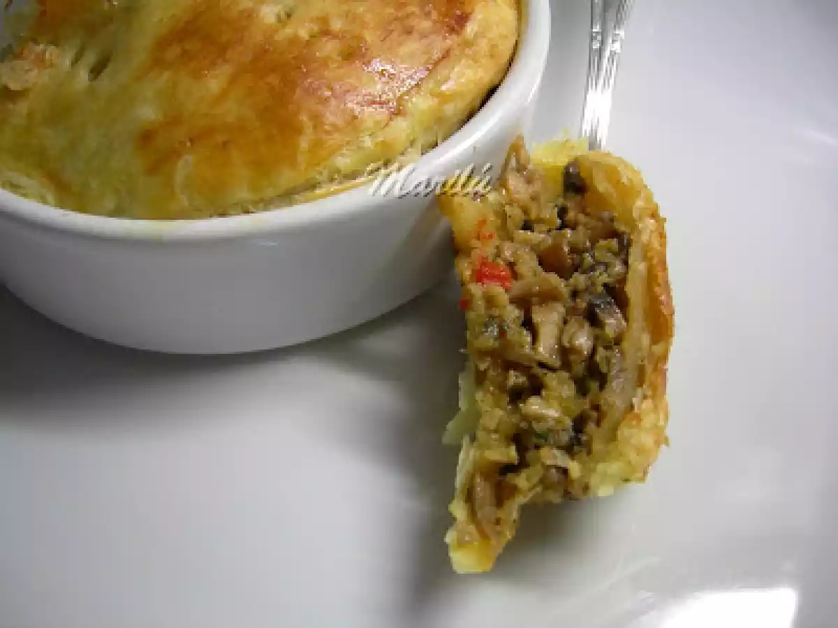 CAZUELITAS DE HOJALDRE RELLENAS DE CHAMPIÑONES - foto 2