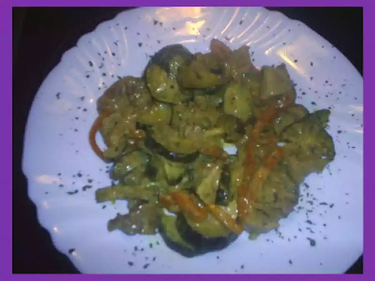 CERDO AL CURRY CON VERDURAS