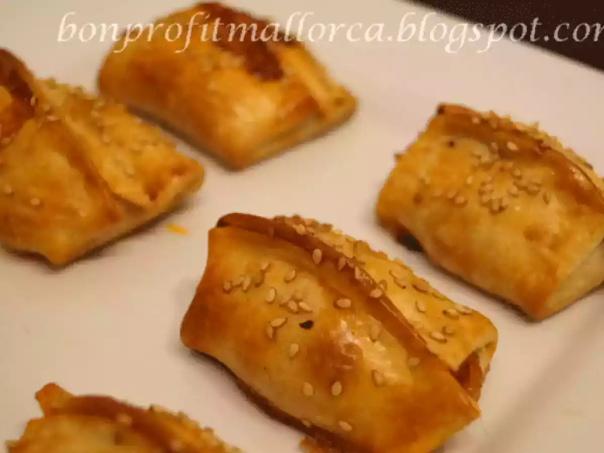 Cestitas de sobrasada y queso de cabra