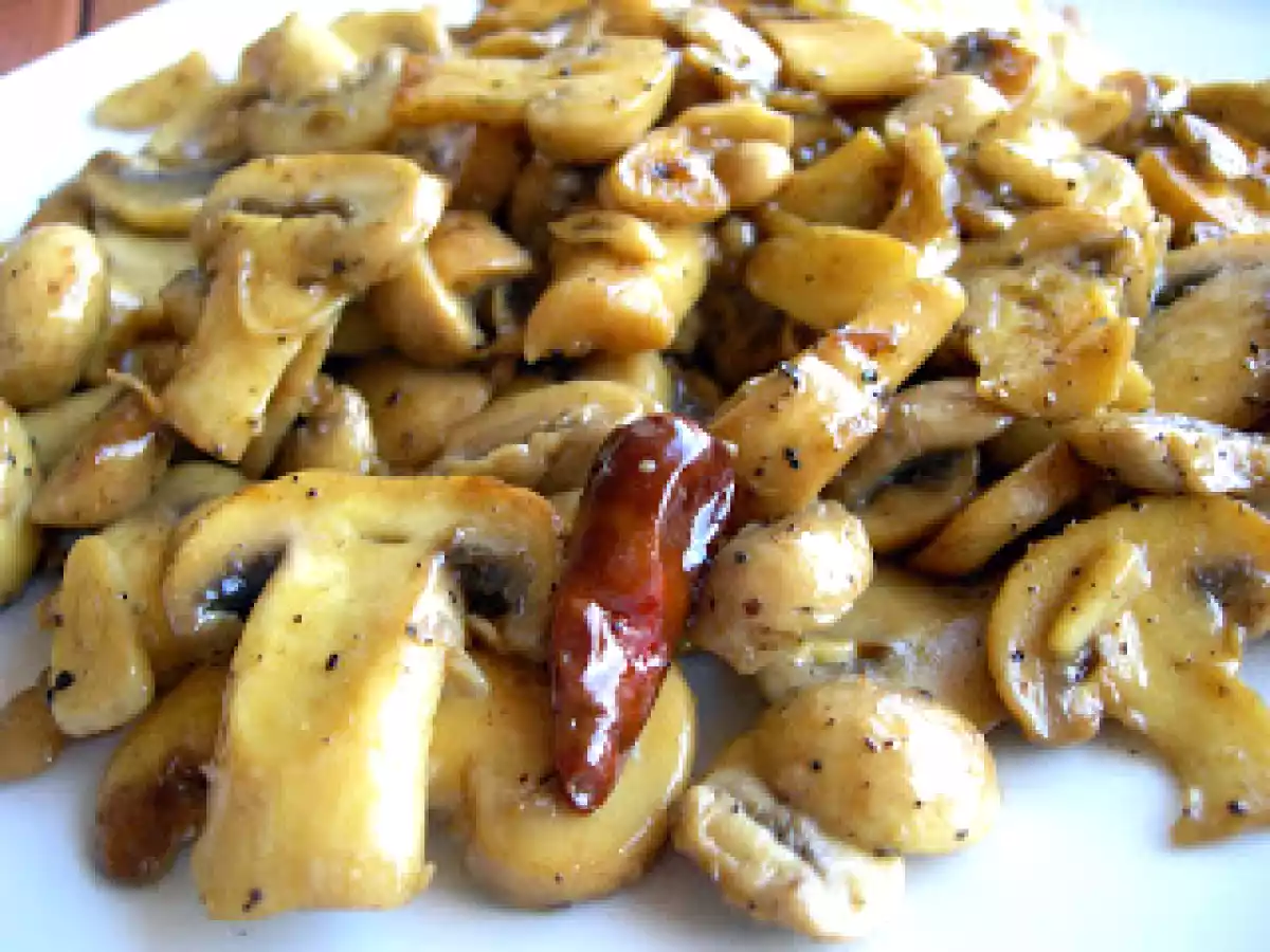 Champiñones al ajillo. Paso a paso