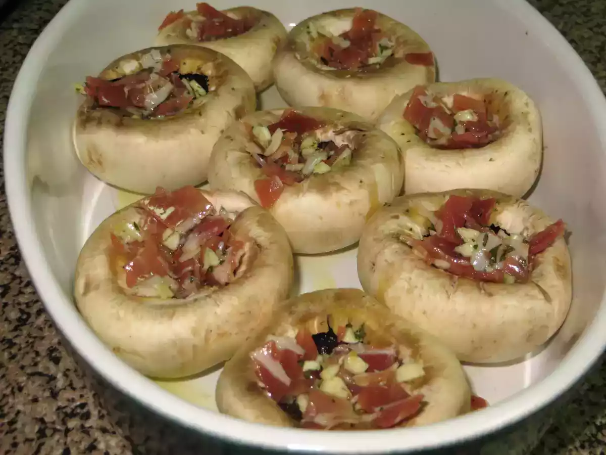 Champiñones al horno con jamón - foto 2