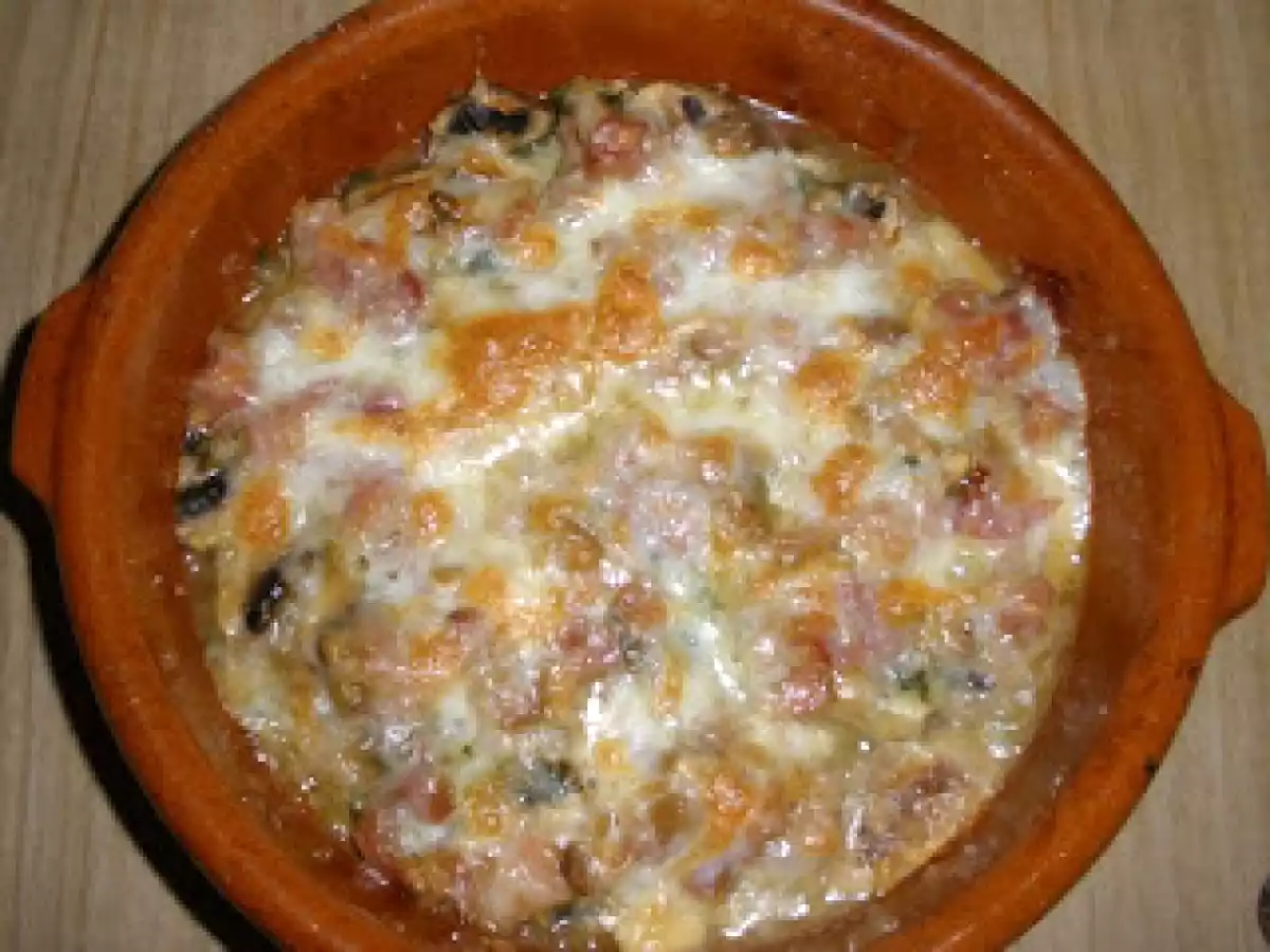 CHAMPIÑONES CON BACON Y JAMON GRATINADOS