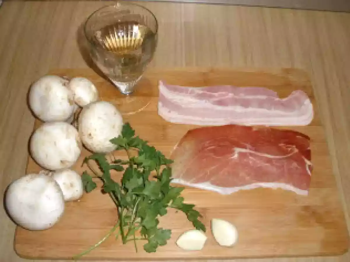 CHAMPIÑONES CON BACON Y JAMON GRATINADOS - foto 2