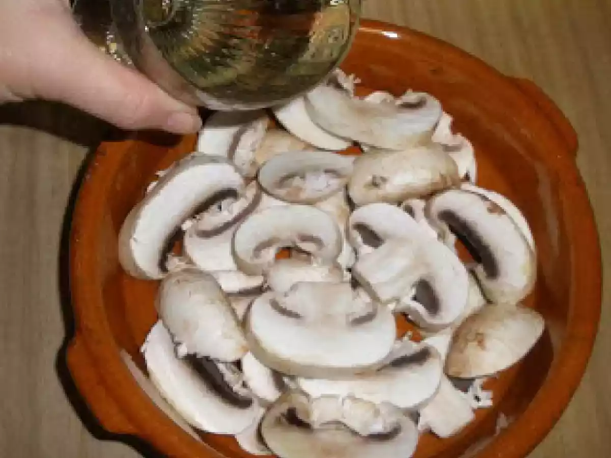 CHAMPIÑONES CON BACON Y JAMON GRATINADOS - foto 4