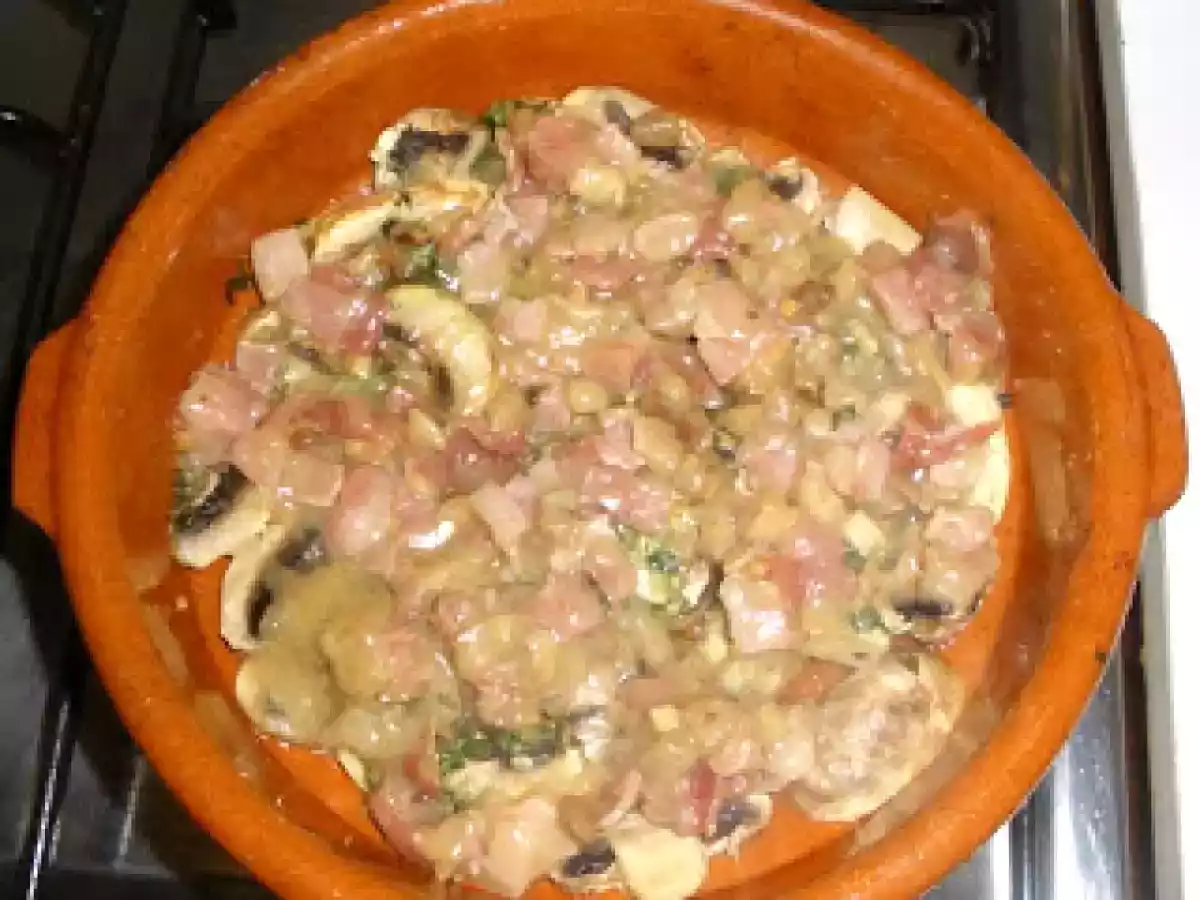 CHAMPIÑONES CON BACON Y JAMON GRATINADOS - foto 12