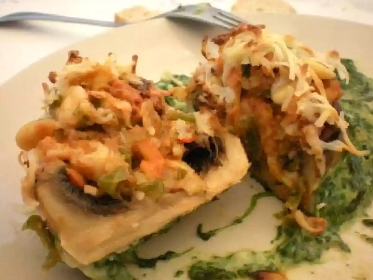 CHAMPIÑONES RELLENOS DE MAR - foto 2