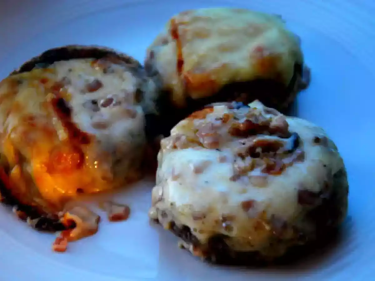 Champiñones rellenos y gratinados