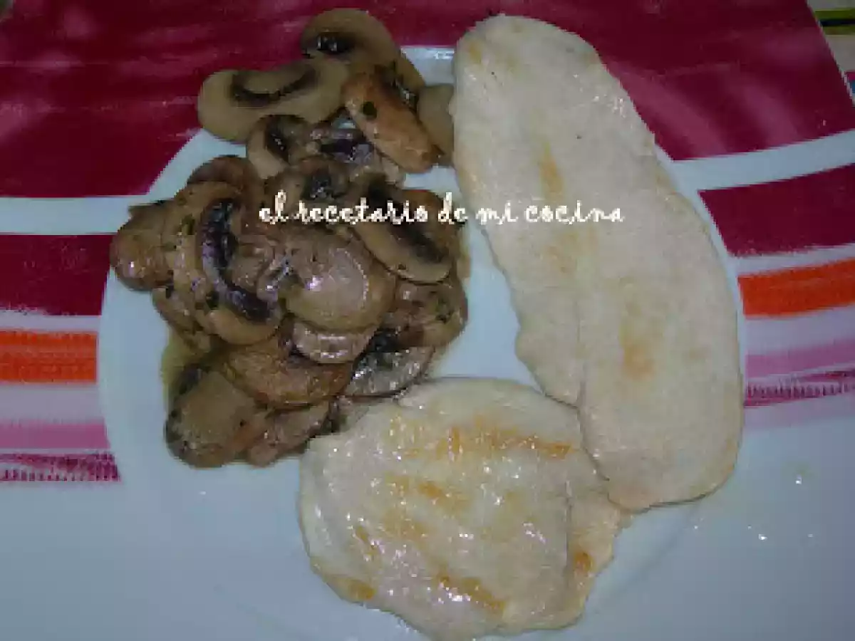 CHAMPIS EN SALSA - foto 2